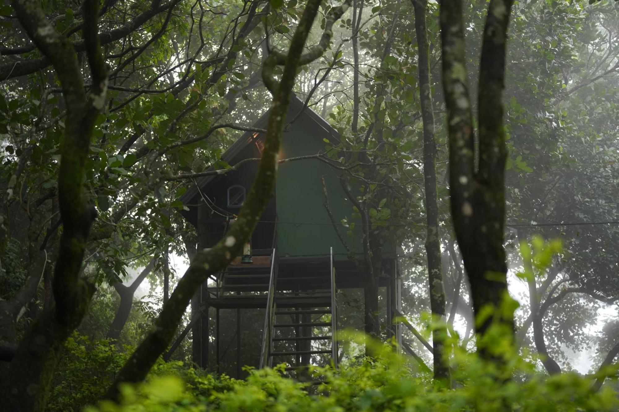 Regina Silva Camping & Nature Resort Paithalmala Exterior photo